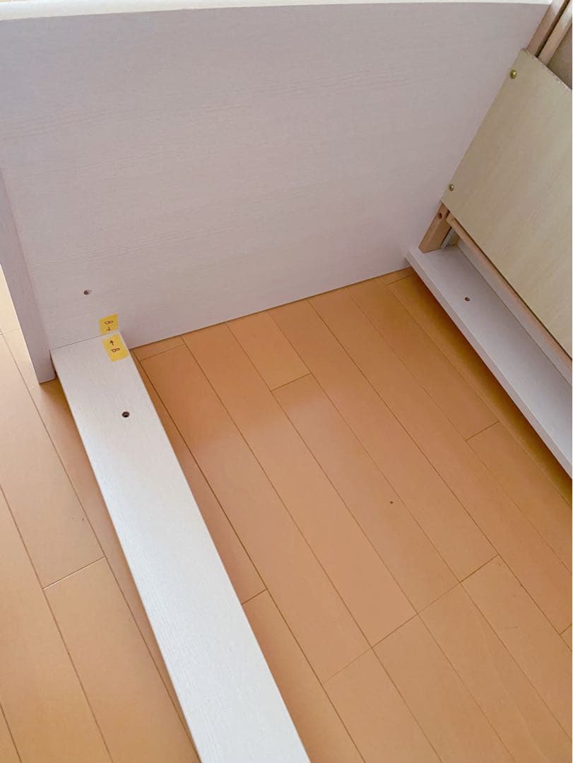 ☆状態良い☆ ホワイト木製デスク 引き出し2つ・棚3つ・電源タップ付