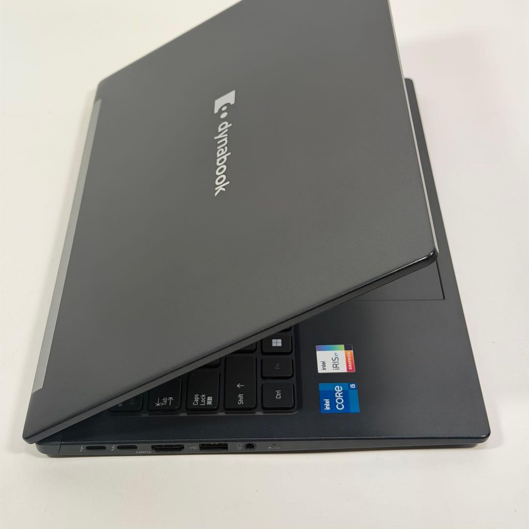 62.G83/HU 超軽量 i5-11世代 16G512G Office2024