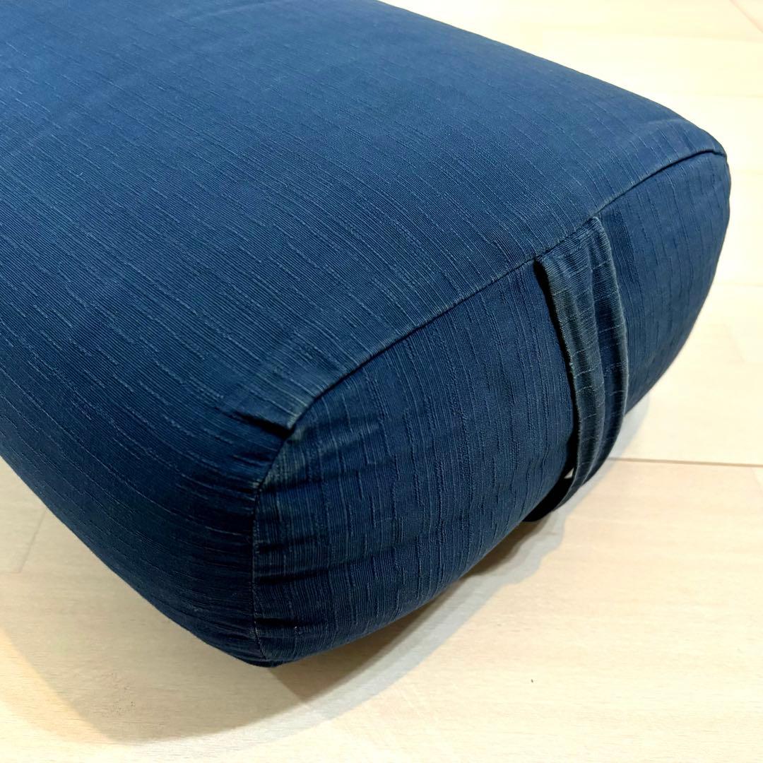 【送料込】ヨガワークス ボルスター ダークブルー Yogaworks