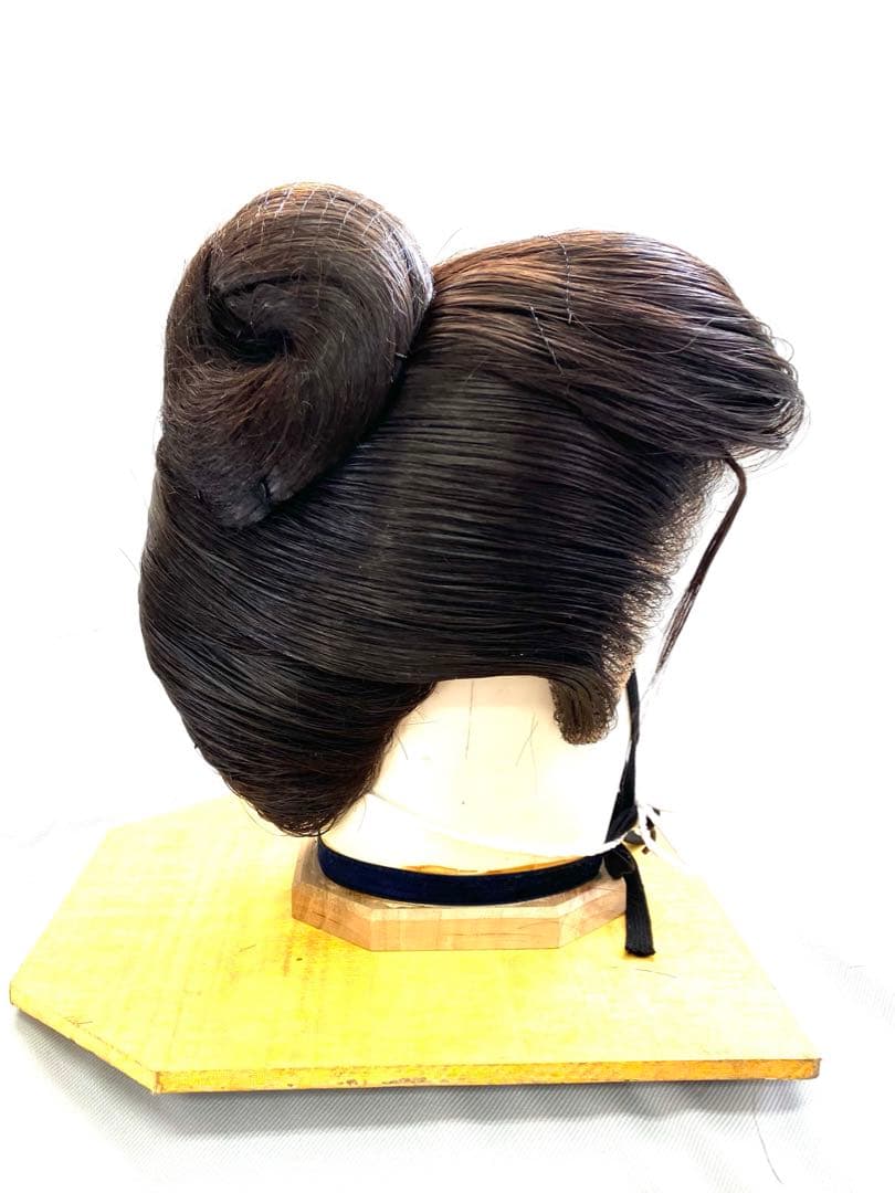 今西、小サイズ、夜会巻き、中古舞踊かつら、日本髪かつら、大衆演劇かつら、ケース付