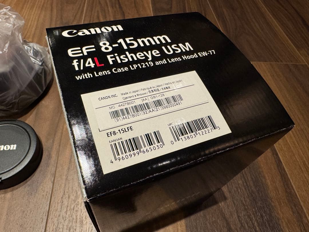 新品　Canon EF 8-15mm f/4L Fisheye USM