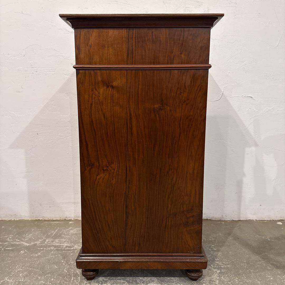 ヴィンテージ　木製サイドテーブル　引き出し／扉収納付き