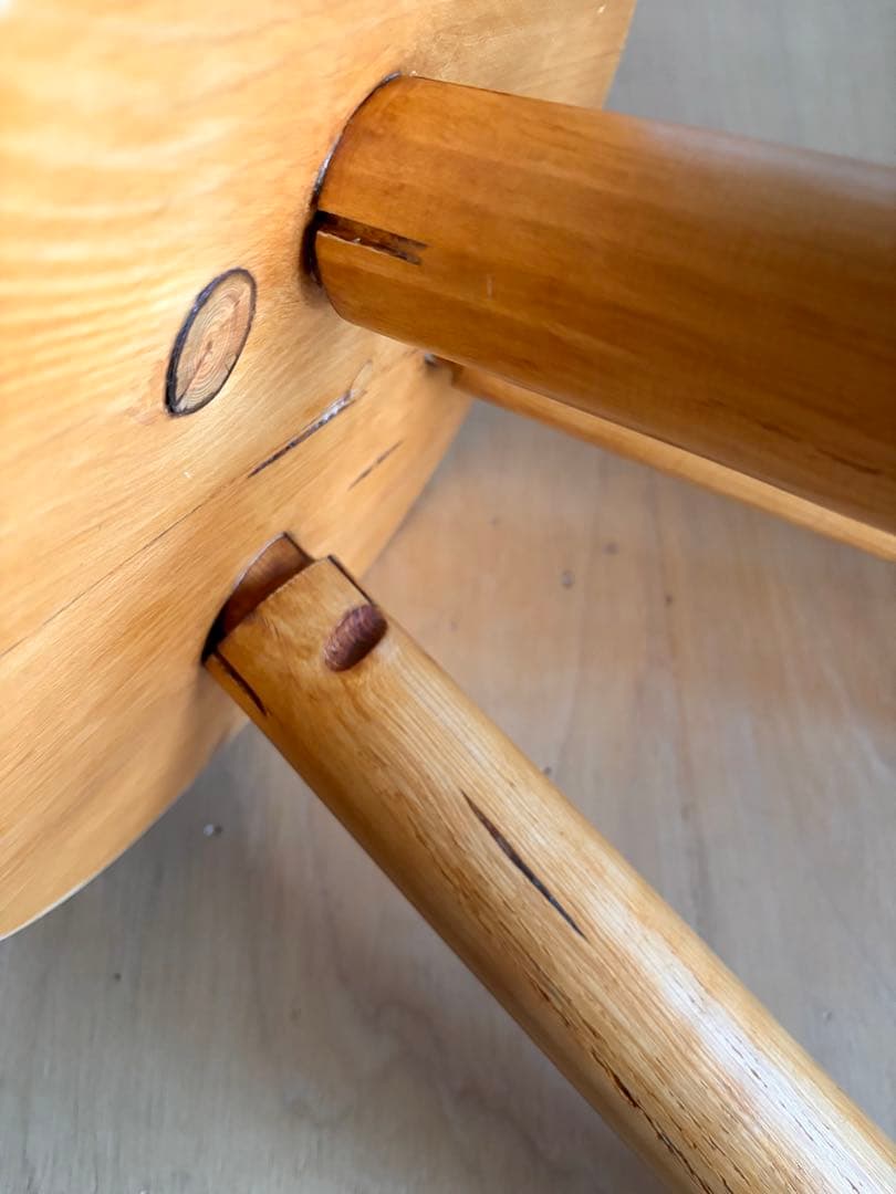 スツール Charlotte Perriand Les Arcs Stool