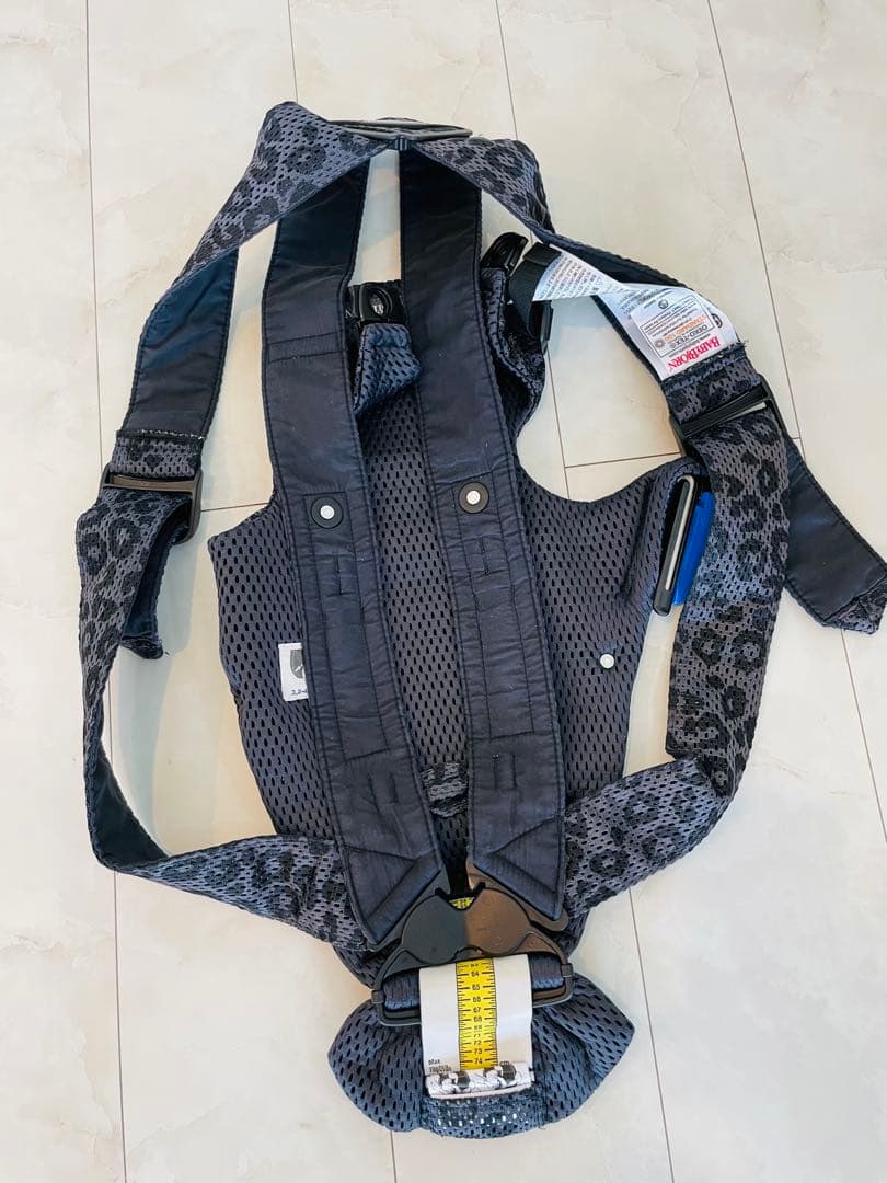 BABYBJÖRN 抱っこ紐 レオパード柄 グレー