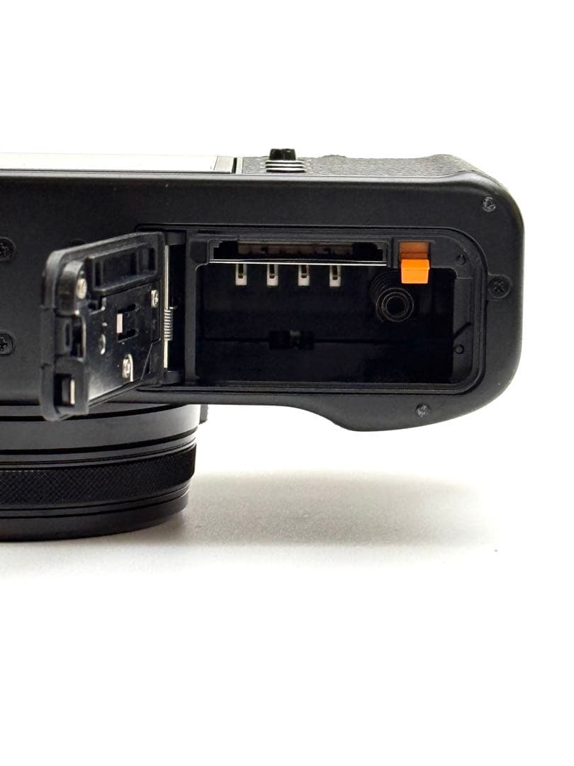 ［自作ミストフィルター、予備バッテリー、フィルム付き］x100v 富士フィルム