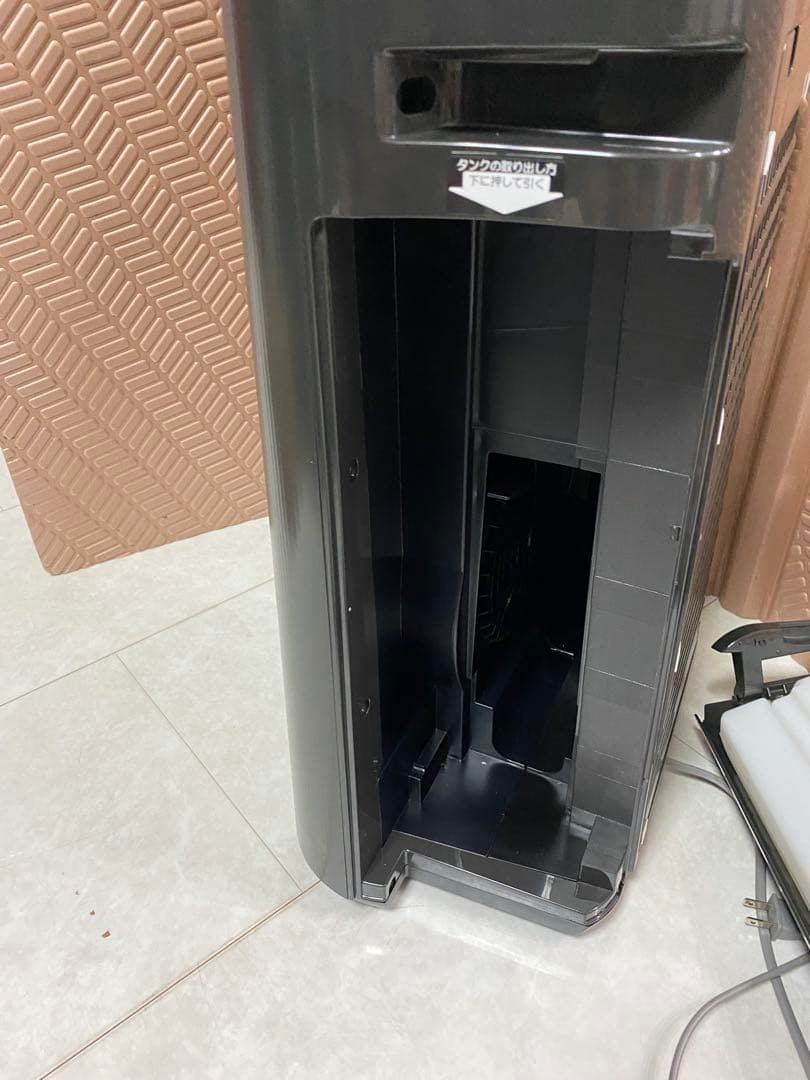 SHARP 空気清浄機 KC-J50C-H ブラック 2023年製