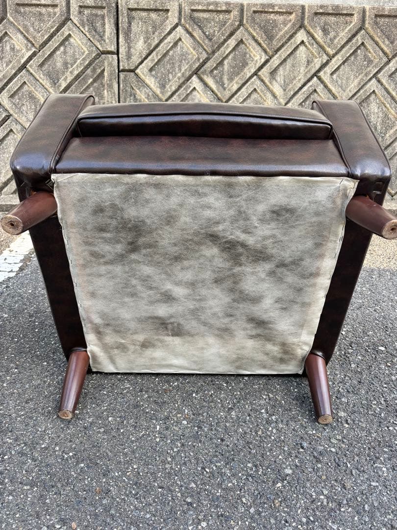 【カリモク】 ロビーチェア　 1人掛け　ソファ 　アームチェア 　ダークブラウン