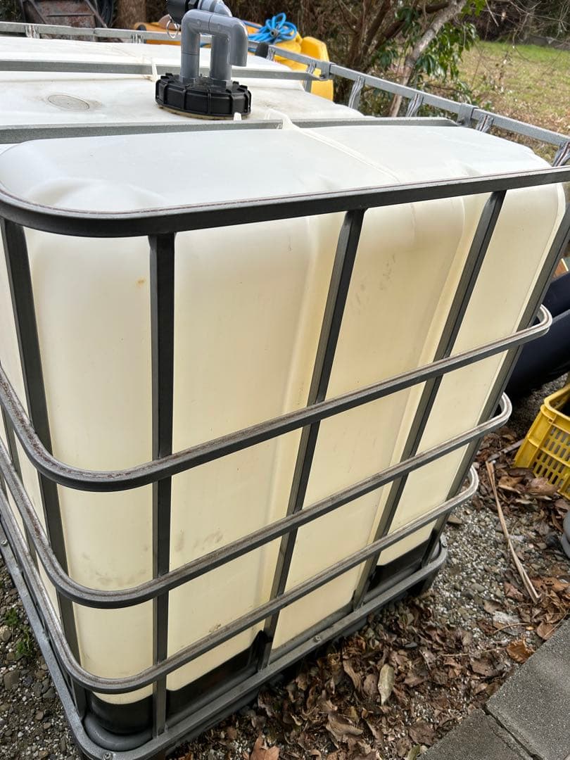 ［引き取り限定］大型プラスチック貯水タンク 雨水タンクホース付き農業