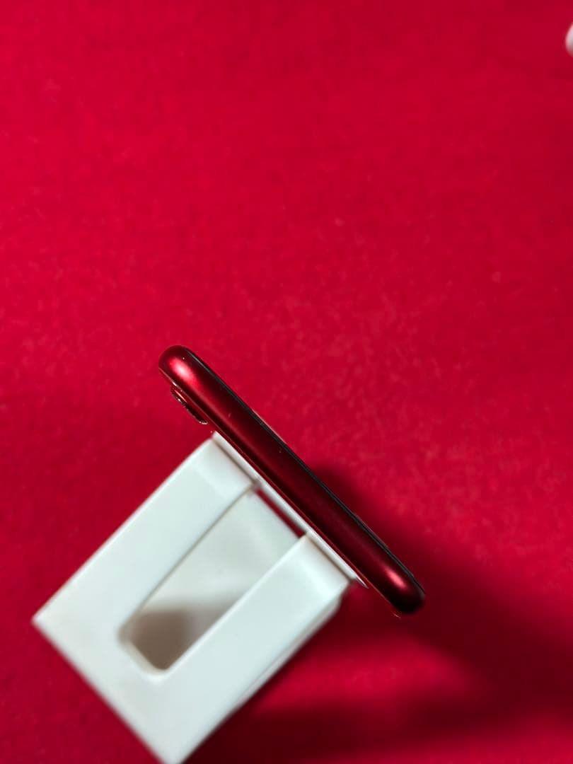 【5878】iPhone SE3第3世代レッド 64GB simフリー