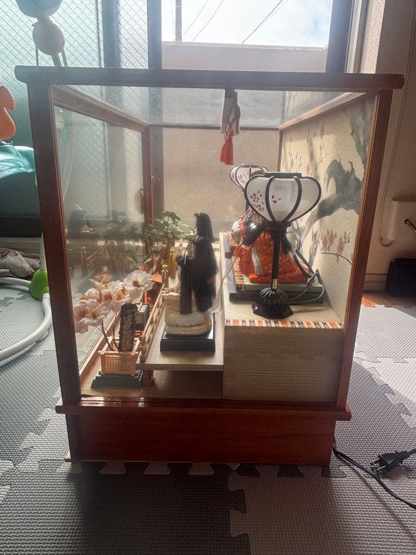 【吉徳 大光】 特選 ひな人形 ガラスケース付き