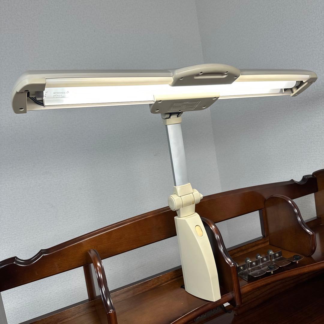 カリモク コロニアル 本棚 ブックシェルフ ブックエンド可動式 照明付き i4※