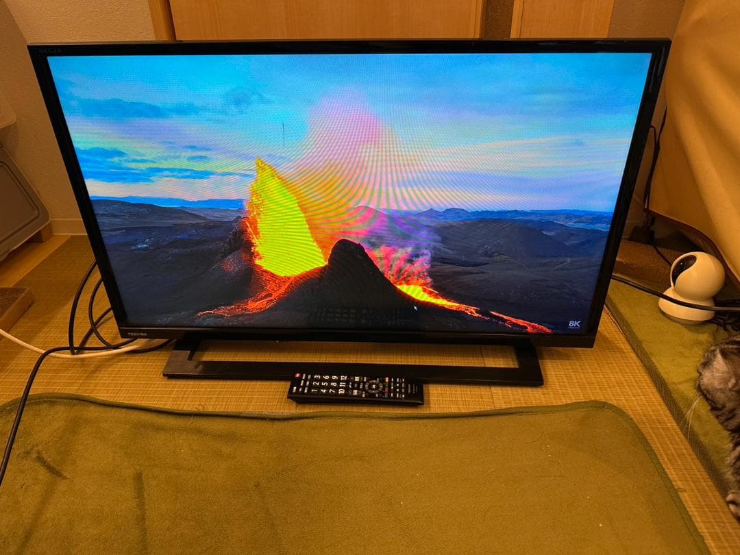 東芝 TOSHIBA　レグザ　テレビ 32型　32S22　2018年製　映り綺麗