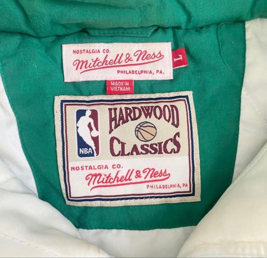 ボストン・セルティックス Mitchell & Ness ナイロンパーカー