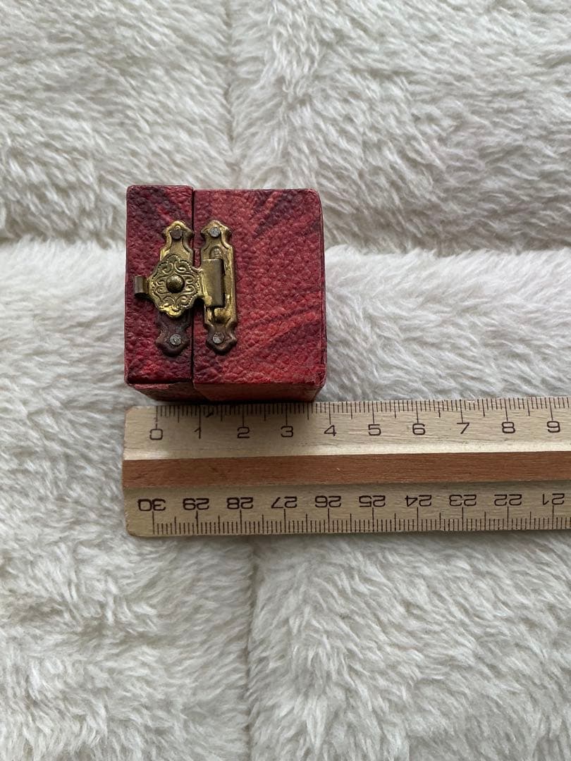 赤系紙張りヴィンテージジュエリーボックス