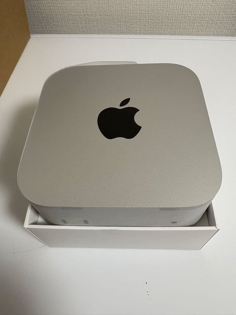 ほぼ未使用 美品！Apple Mac mini 2024 M4
