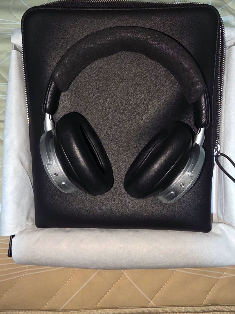 ヘッドホン Bang & Olufsen Beoplay H100