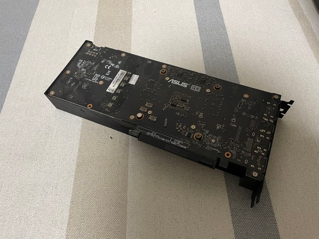 ASUS GeForce RTX グラフィックボード2060 SUPER