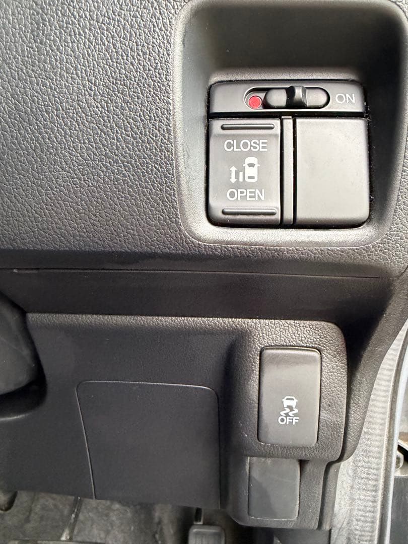 ホンダ⭐️N-BOXカスタムG・Lパッケージ⭐️車検2年付‼️綺麗‼️