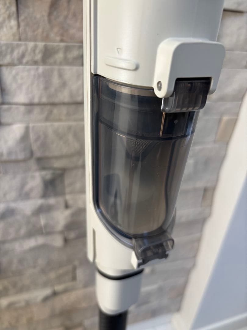 美品　SHARK EVOPOWER SYSTEM NEO スティッククリーナー