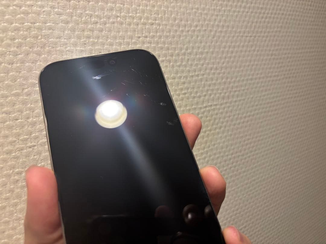 Apple iPhone 16pro本体　美品