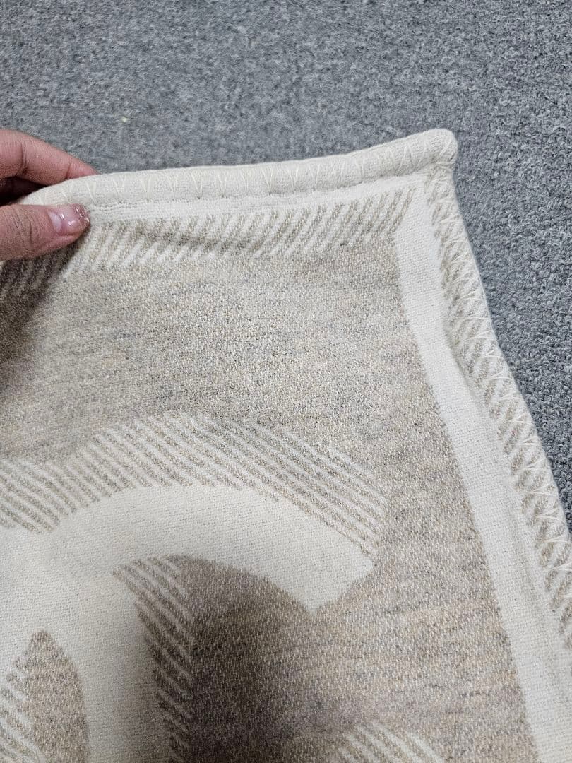 [値下げ中] CHANEL CCロゴ クッションカバー ベージュ シャネル