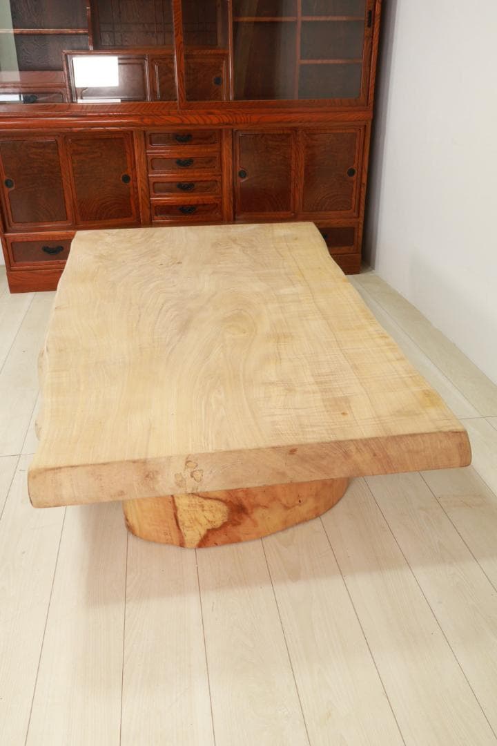 店頭展示品　１枚板　欅製　無垢材　和モダン　ローテーブル 天厚9㎝ BJ141