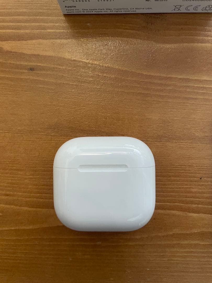 キム　 Apple AirPods第4世代　ANC機能搭載モデル