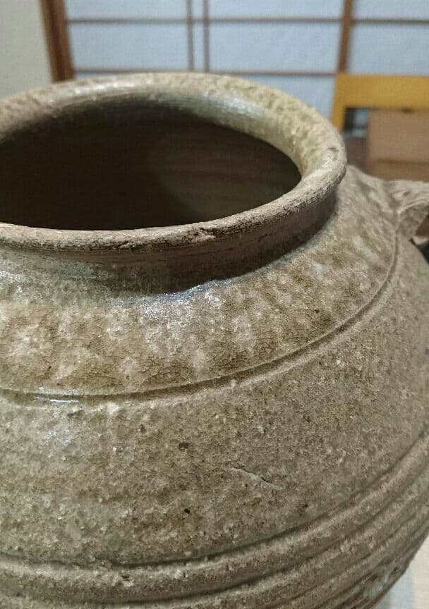 古越州灰陶線刻両耳壺 周末漢時代