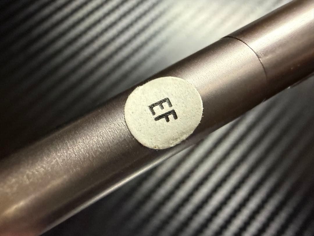 未使用に近い モンブラン ノブレス ステンレス エボナイト芯 EF 極細 万年筆