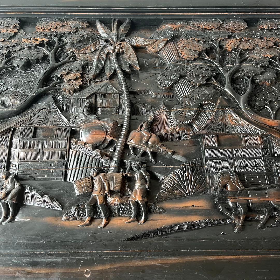 【アンティーク】黒檀？ 無垢材 木彫り センターテーブル 座卓 農村 古家具