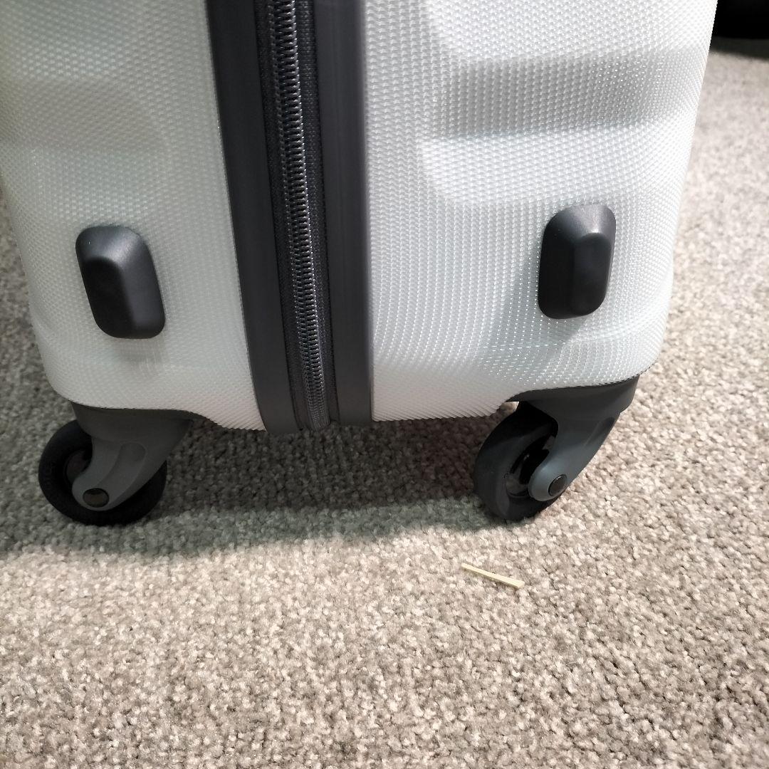 未使用品 ロンカートキャリーケース ホワイト 63L 展示品(2511A②)
