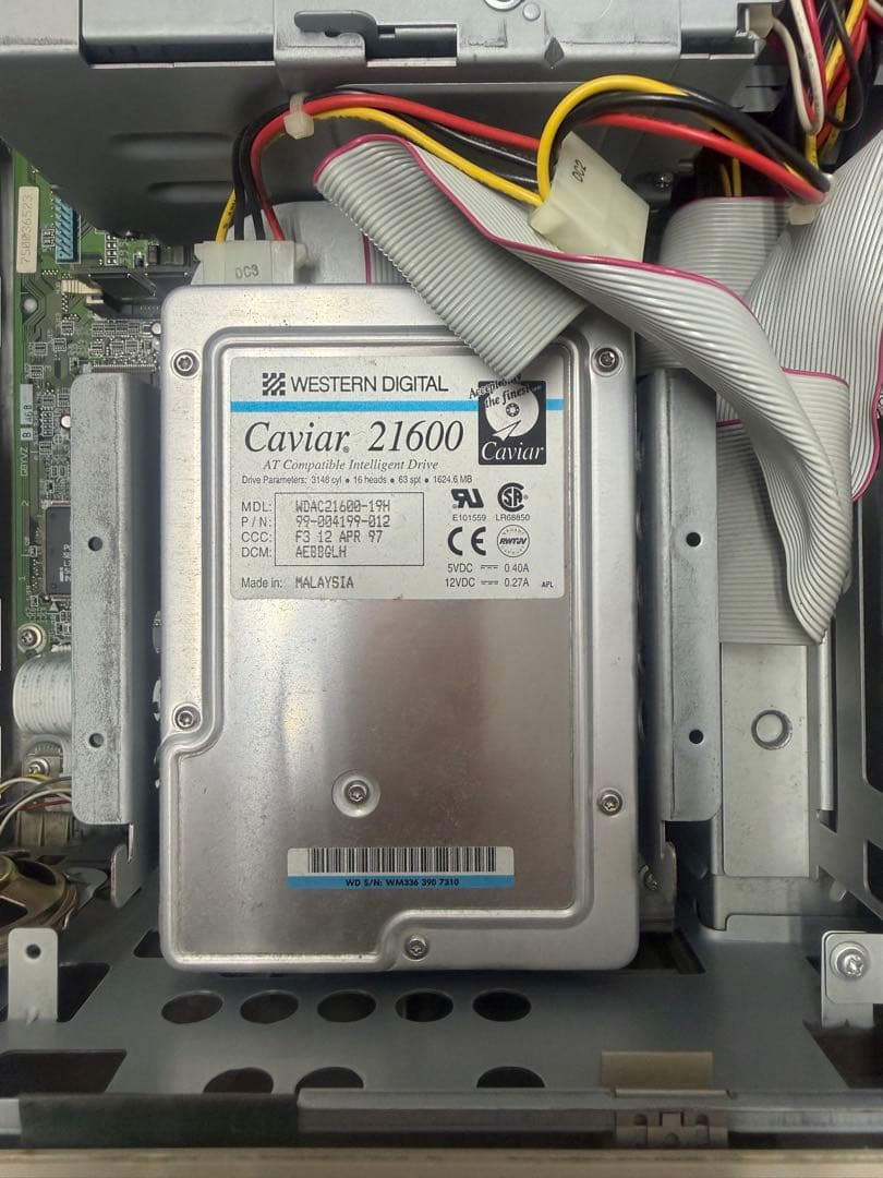 PC-9821 V16 本体 通電確認済み （ジャンク）