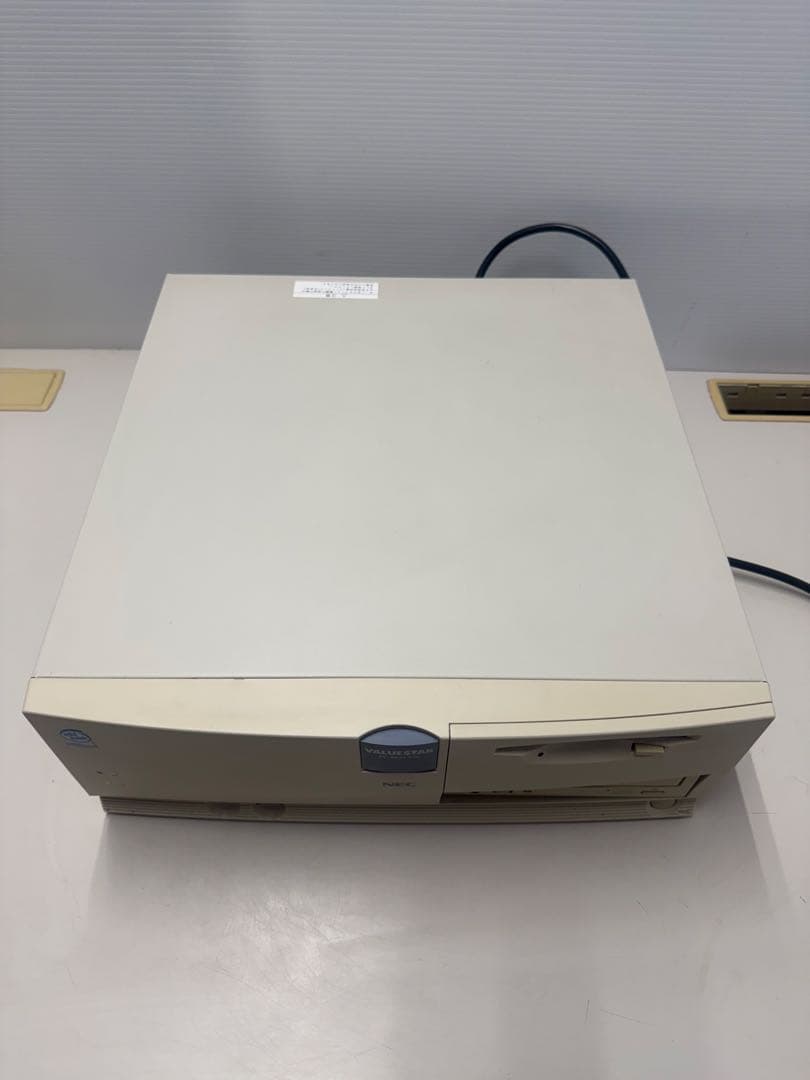 PC-9821 V16 本体 通電確認済み （ジャンク）