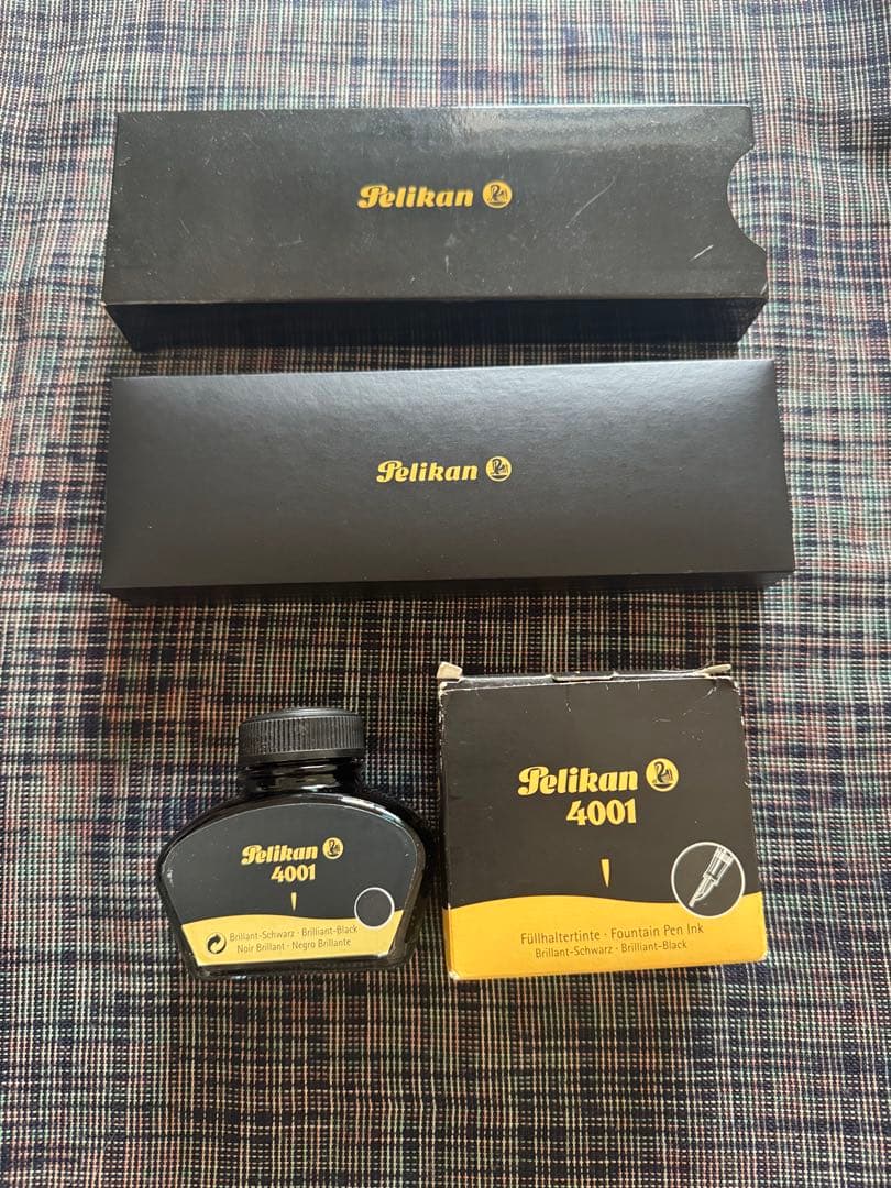 ペリカン 万年筆クラシックM200 F マーブルグリーン &インク（ブラック）