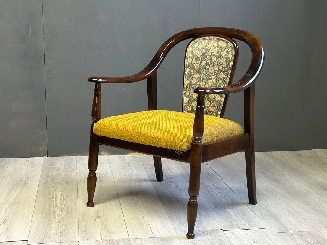 リメイク品　尾州生地　イエロー座面　カリモク　コロニアル　アームソファ　NI