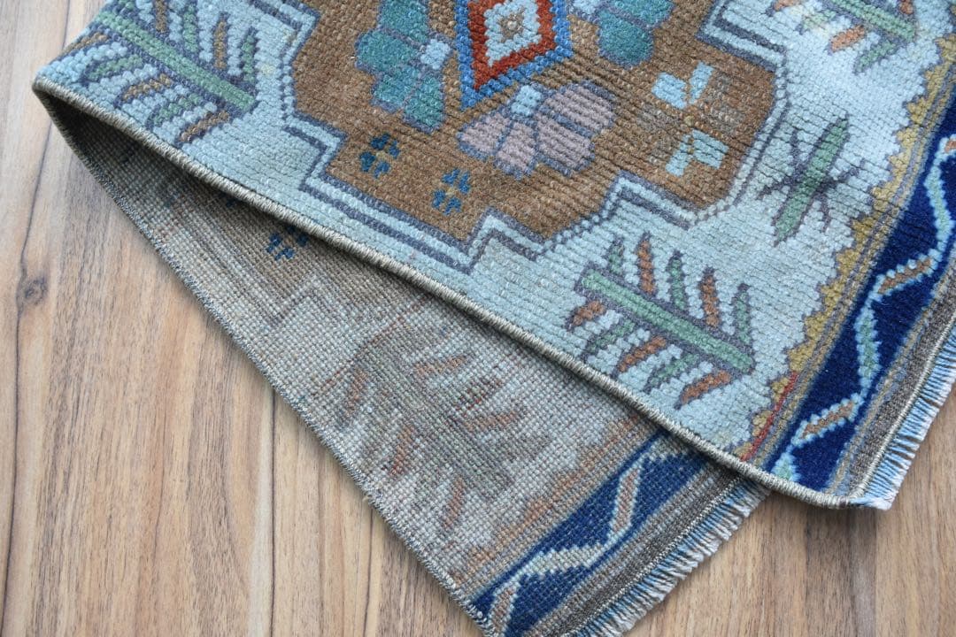 ヴィンテージ　トライバルラグ