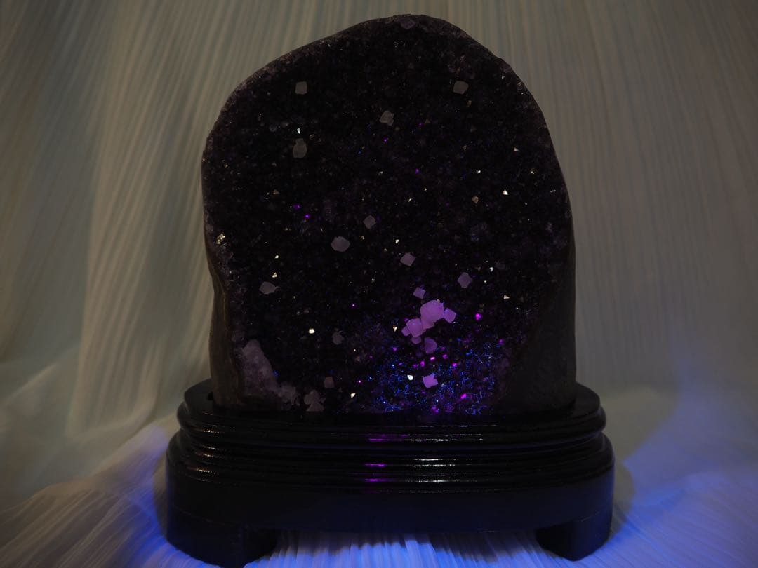 アメジストドーム ＊カルサイト共生