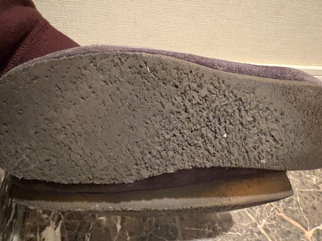 ダークグレー スエード モカシンシューズ　ワラビー　clarks