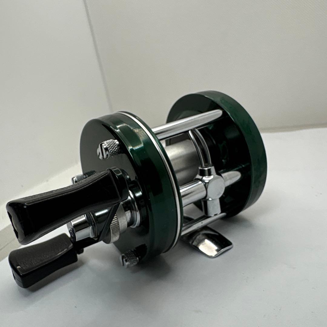 ABU Ambassadeur 5000D ベイトリール