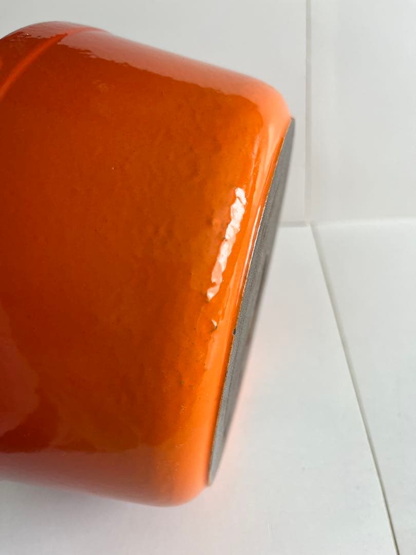 廃盤　クーザンス 両手鍋　20cm レンガ色