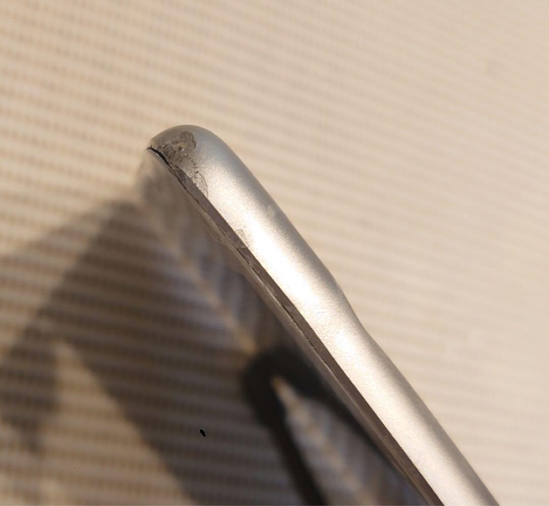 完動品iPad第5世代(A1822)本体128GBシルバー送料込W3DVF