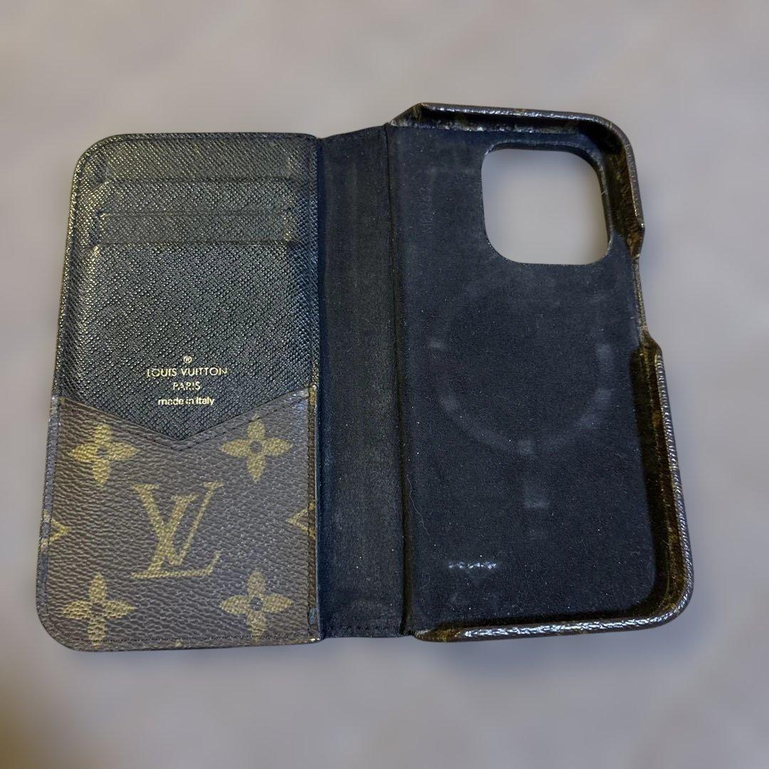 ルイヴィトン iPhone14 Pro フォリオ モノグラム 手帳型ケース特注品