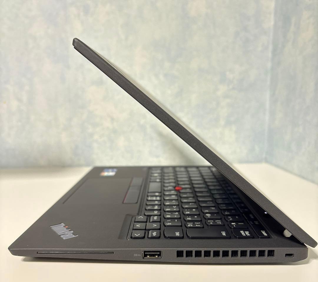 ThinkPad X13Gen2 i7メモリ16GB ⭐️バッテリー99%美品