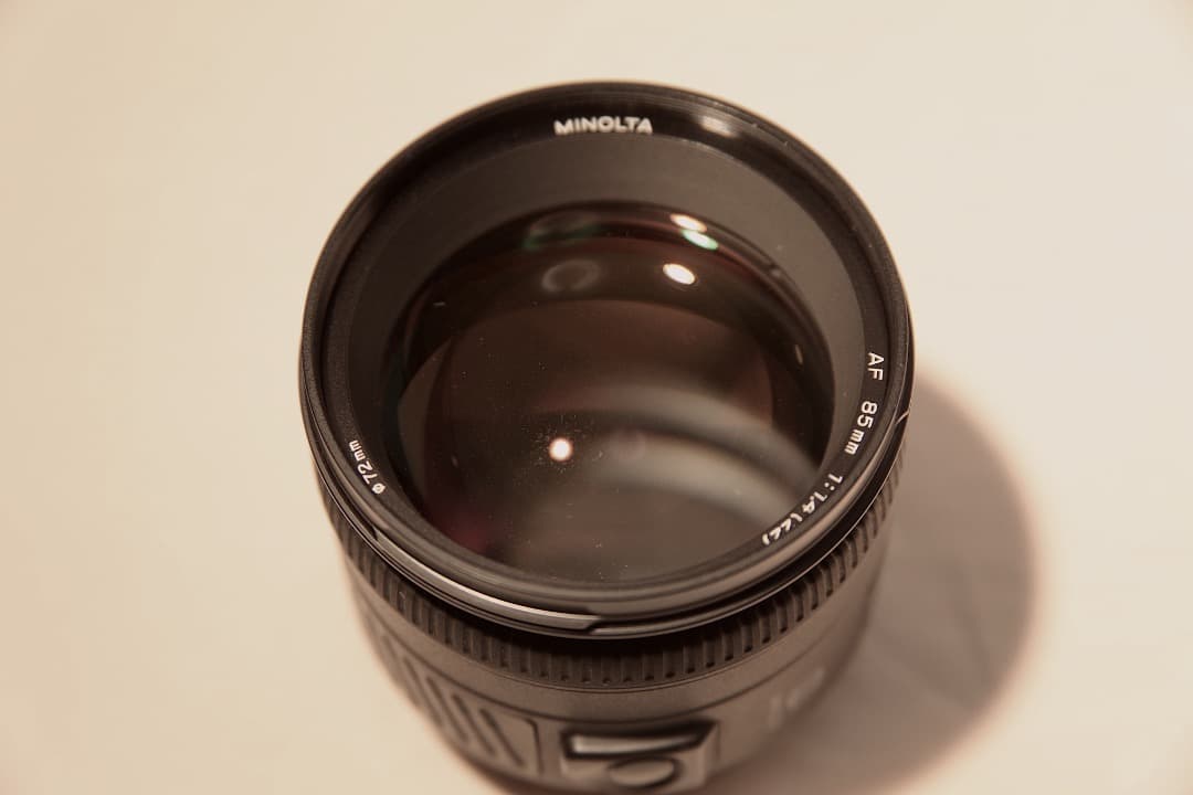 viviMinolta AF 85mm F1.4 (22)大口径 単焦点