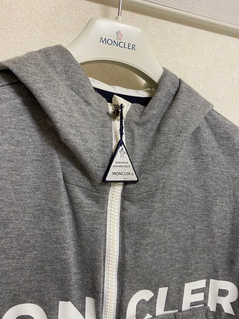 月末価格【美品】MONCLER キッズ フード付ジャケット リバーシブル