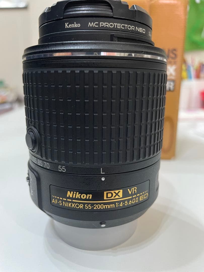 Nikon 望遠レンズ　55mm-200mm AF-S DX