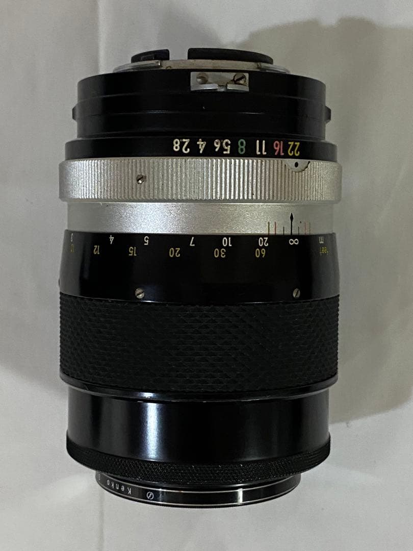 Nikomat一眼レフカメラ、Nikkor 135mm f/2.8レンズ