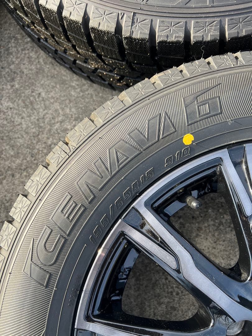 Goodyear 195/65R15 スタッドレスタイヤセット プリウスなど