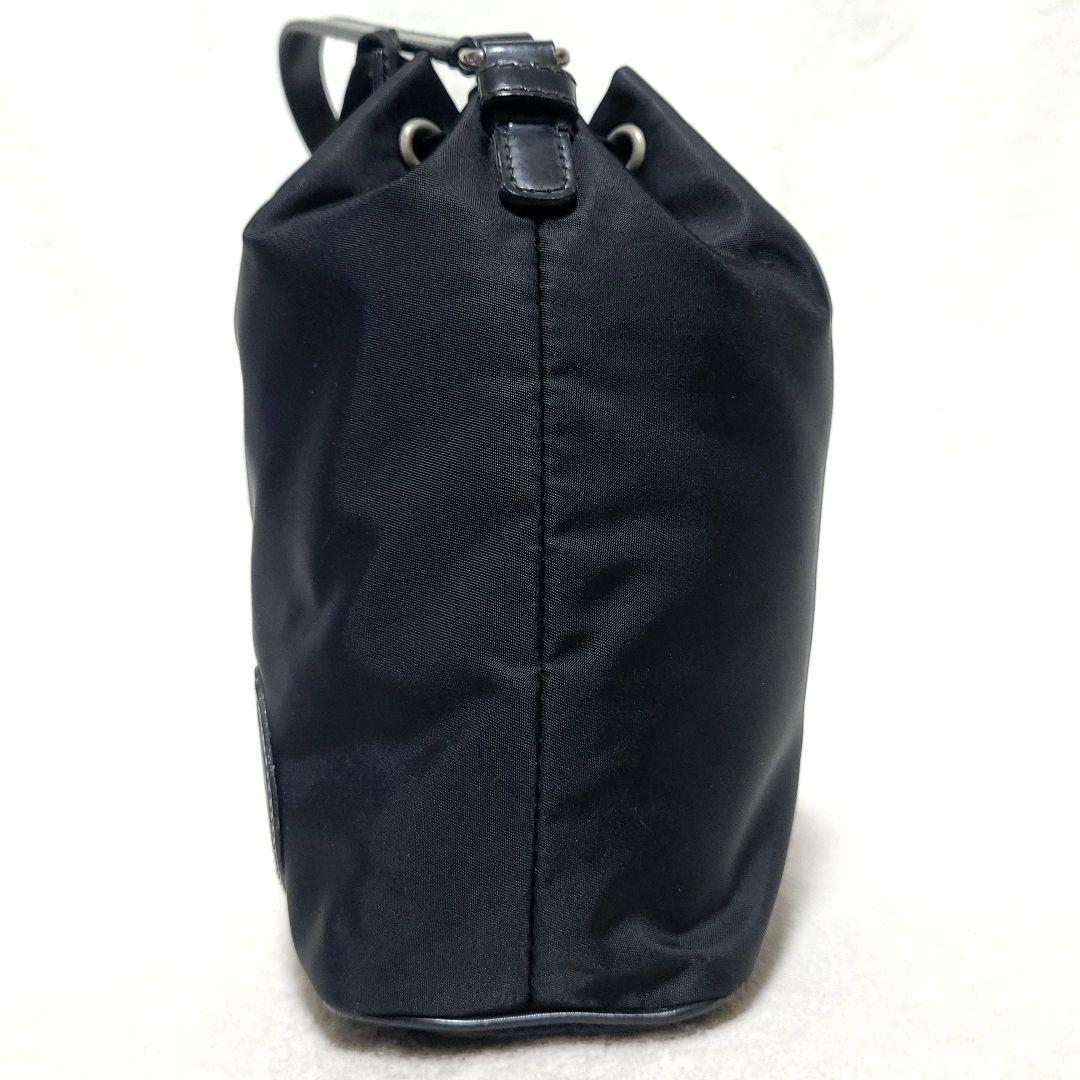 【瑠衣@緊急のメッセージ以外は不要です】さん専用✨PRADA　ハンドバッグ 巾着