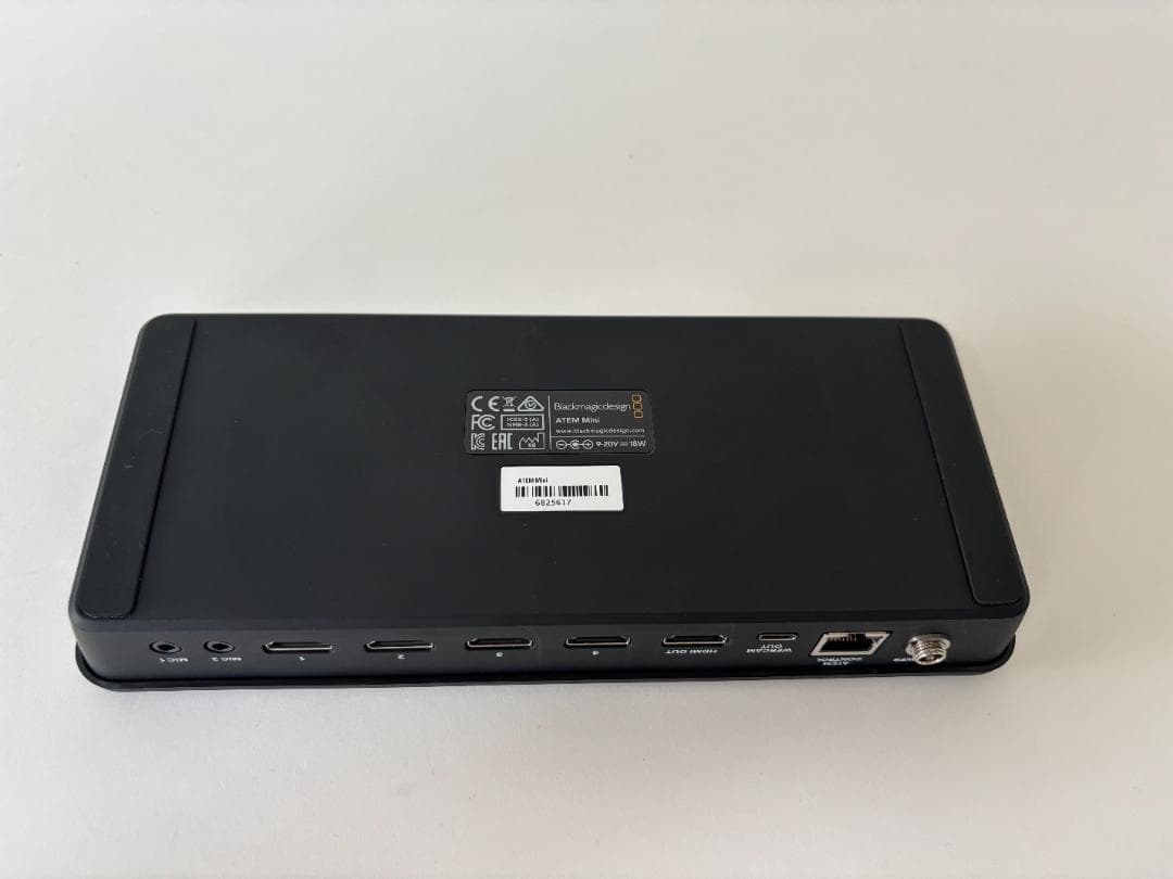 ATEM Mini Blackmagic Design スイッチャー